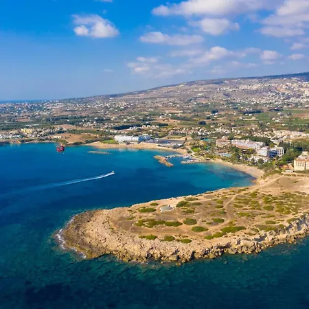 Athina Villa Peyia